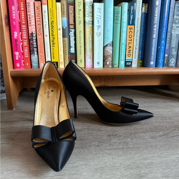 Satin Kate Spade Black Bow Heels - Picture 12 of 13